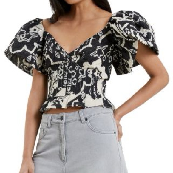 French Connection Tops - French Connection Deon Candra Cropped Jacquard Top Puff Sleeve Peplum Sz 10
